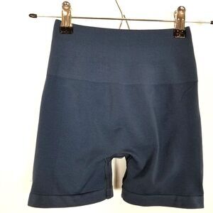 Alphalete Women's Amplify Biker Shorts  Sz XS Blue Athletic Running